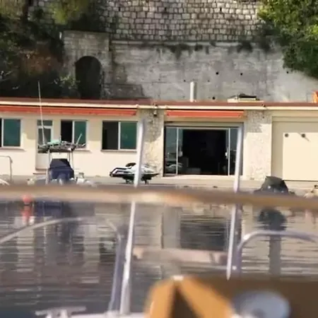 Seaside Serenity, Portside Eze